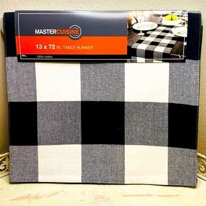 Buffalo Check Table Runner